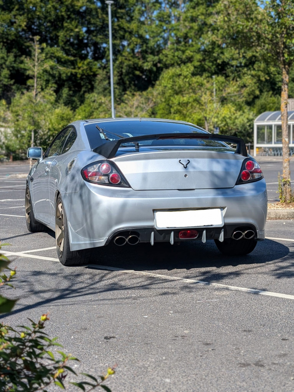 Black Stag Rear Spats - Hyundai Coupe SIII
