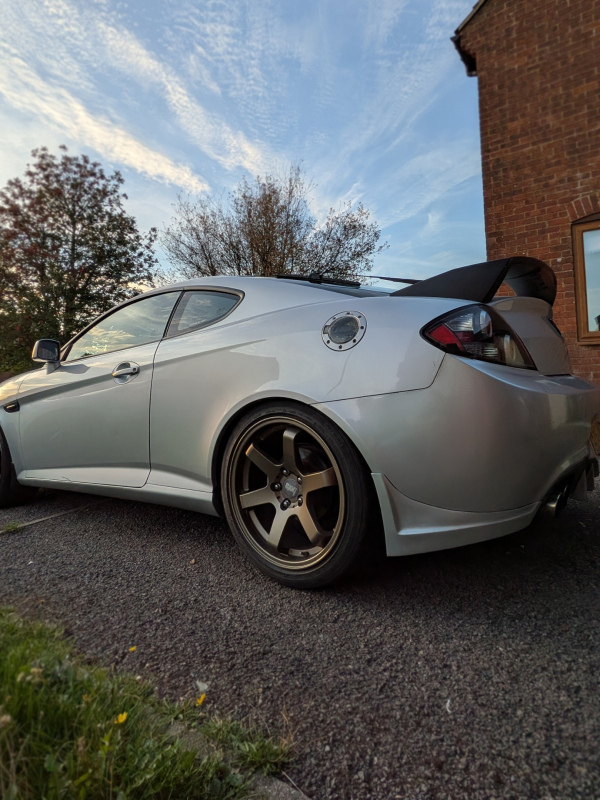 Black Stag Rear Spats - Hyundai Coupe SIII
